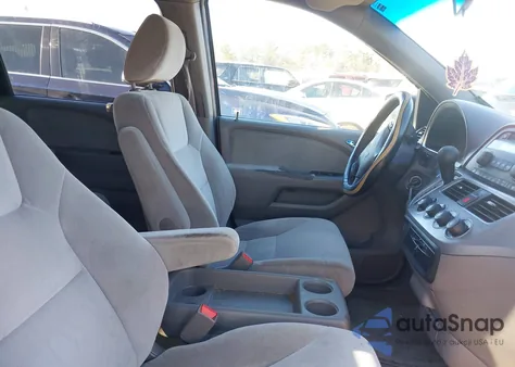 2010 Honda Odyssey Lx z USA, uszkodzony, nr VIN 5FNRL3H28AB034244